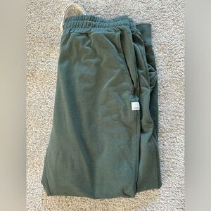 Green Vuori 7/8 jogger. Size small.